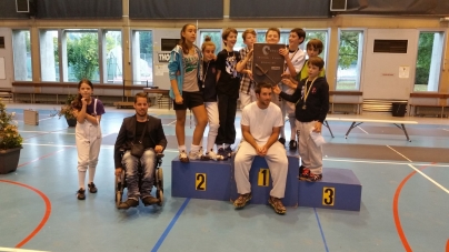 Meylan Escrime, trophée du meilleur club au challenge international de Thonon les Bains